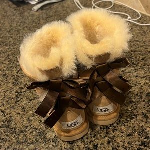 Adorable like new ugg boots